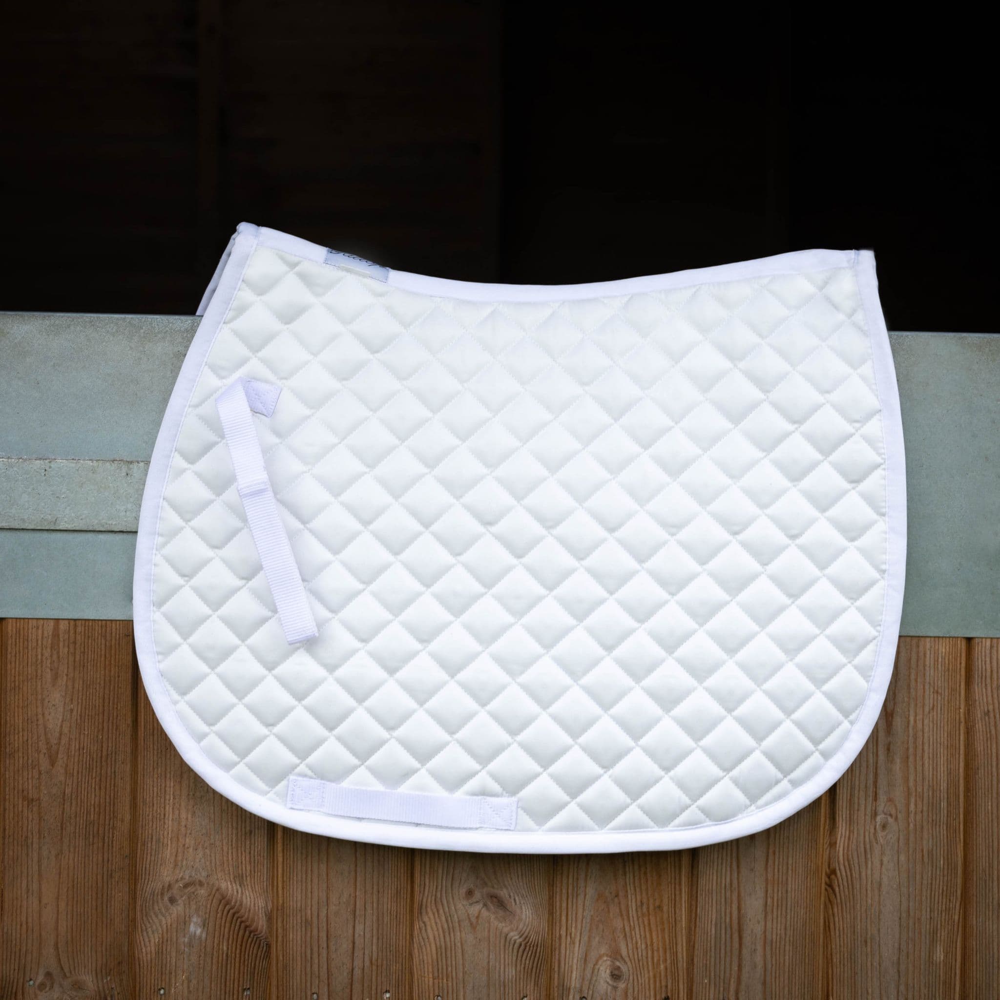 Glaisdale White GP Saddlecloth